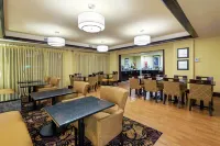 Hampton Inn by Hilton Baton Rouge-I-10 & College Dr. - 2-Star