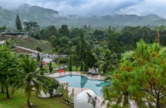 Swiss Valley Hip Resort