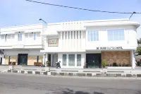 Hotel Grand Kartika Hotel dekat Taman Segitiga Bambu Runcing Kelapa Gading