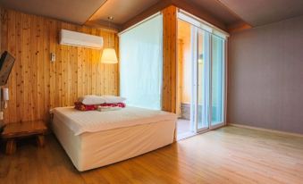 Gyeongju Napoli Pension (Eupcheonri)