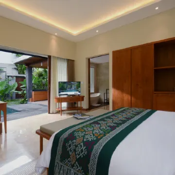 JAPA Suites & Villas Hotels near ARMA Museum