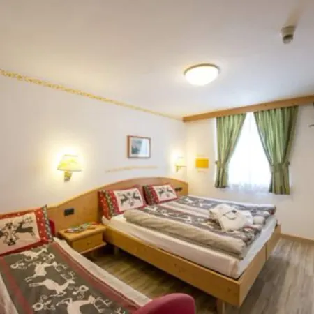 Hotel Villa Rosella Park & Wellness