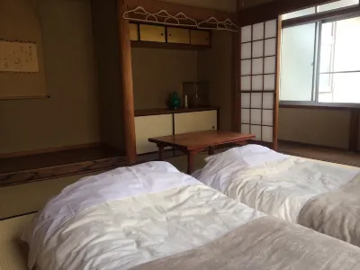 Cafe & Guest House Nagonoya