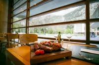 Hotel Continental Balneario de Panticosa - breakfast