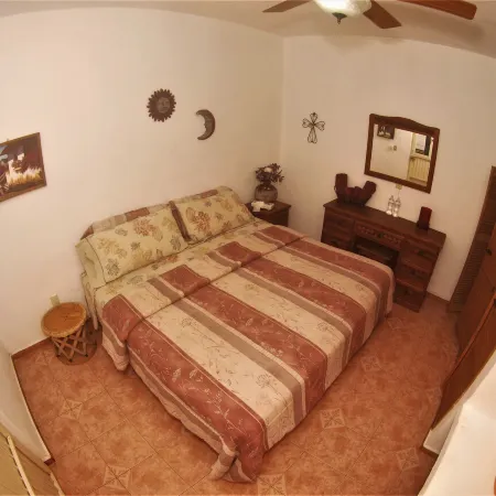 Hostal Casa Blanca Hotels in Comala