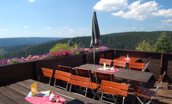 Berggasthaus & Pension Schone Aussicht