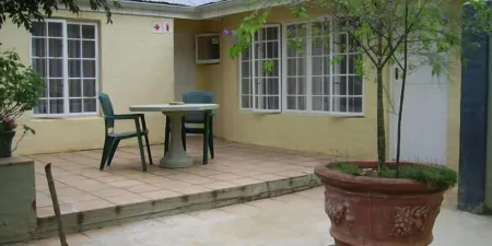 Nutmeg Guest House Отели в г. Умгунгундлову