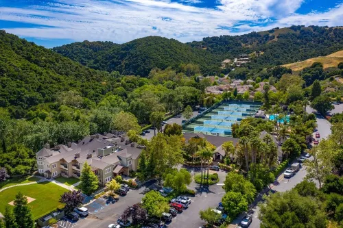 Avila Village Inn Hotels in Avila Beach