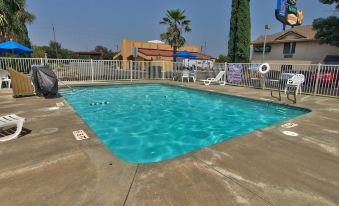 Motel 6 Woodland, CA - Sacramento Airport