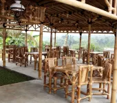 Villa Bukit Pinus Hotels in Caringin