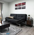 Anchorage Midtown Apartment- Wyoming 1