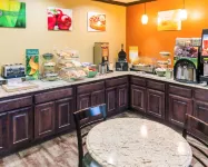 Quality Inn Near Chico State - breakfast
