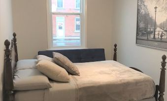 Carleton Place Downtown 1 and 2 Bedroom Entire Apartments