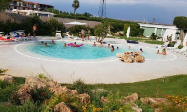 Hotel America - Housity