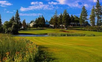 Lake Shastina Golf Resort