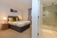 Kew Bridge Apartments