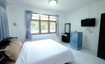 Tamarind Resort - Housity