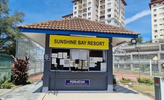 OYO Home 90398 Sunshine Bay Resort Port Dickson (Private Condo)
