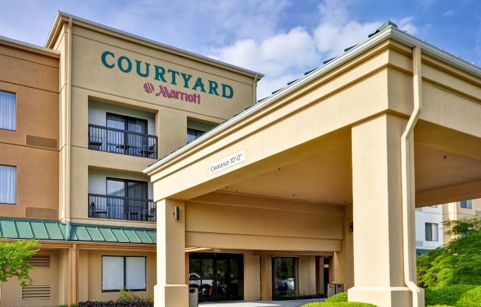 Courtyard Dalton