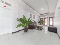 RedDoorz Syariah Plus Near Tugu Bubur Ayam Cianjur Hoteles en Pacet