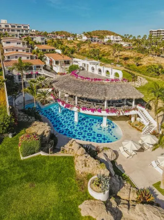 Mar del Cabo by Velas Resorts