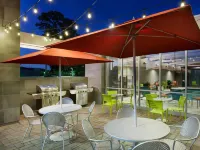 Home2 Suites by Hilton Dover - breakfast