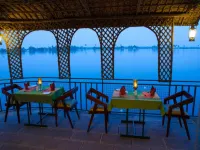 Mira's PMC Lakeshore Resort - vasca da bagno