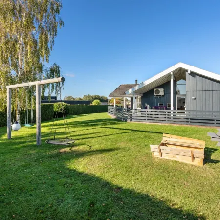 "Sylvana" - 400m from the Sea