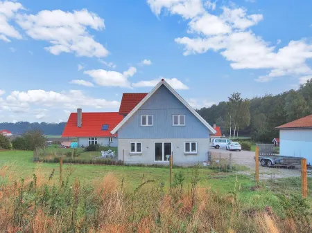 "Ettie" - 6km from the Sea