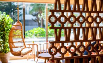 The Moana by Dsh Resorts