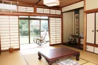 Guest House Hiro Hotels in Arita