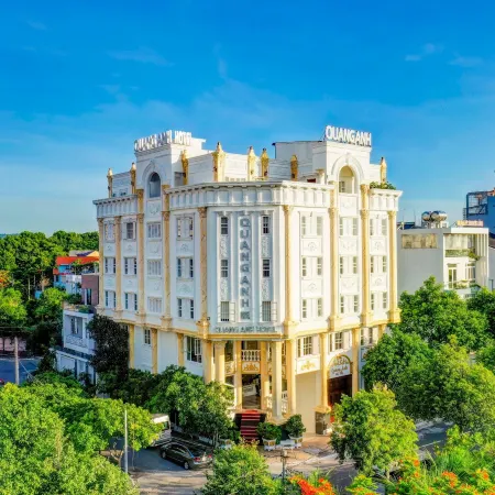 The Moment - Quang Anh Hotel Vũng tàu Отели рядом с достопримечательностью «Пляж Бэк»
