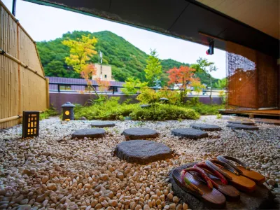 Konjakutei Hotels near Legendary Site of Uesugi Kenshin＇s Temporary Mausoleum