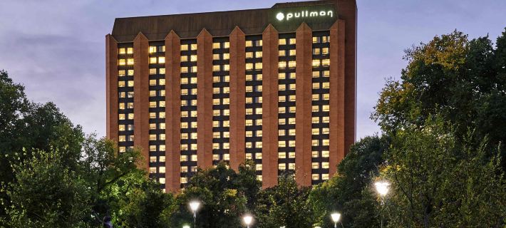 Pullman East Melbourne Các khách sạn ở Melbourne