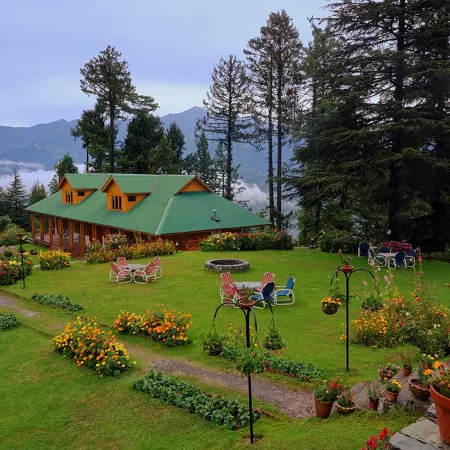 Spruce Resort Shogran
