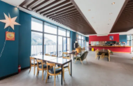 加平海豚度假村