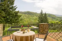 Cà Del Moro Resort Hotels in Albareto