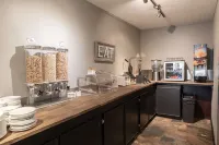 爐邊飯店會議中心 - 早餐