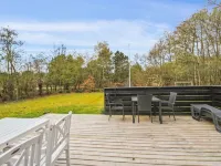 "Nielsine" - 1.5km from the Sea
