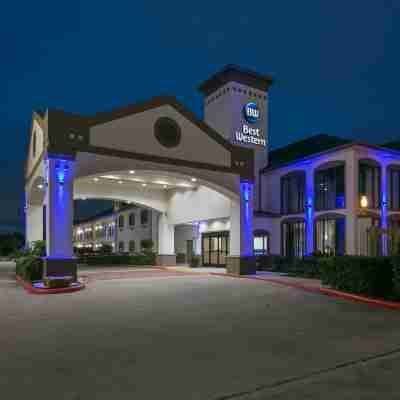 Best Western Dayton Inn  Suites Hotel Exterior