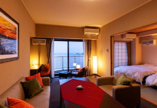 오후나토 온천 뷔페