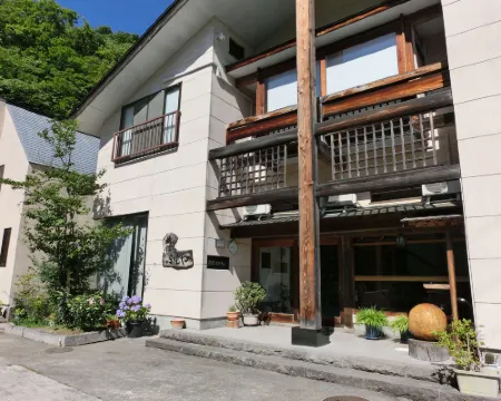 Ryokan Fujiya Hotels in Tenei