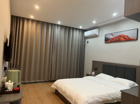 Jingdezhen Liangqi Homestay