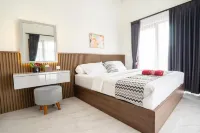 Griya Arsanta (Family Only) Hotels near Central Museum of the Air Force Dirgantara Mandala