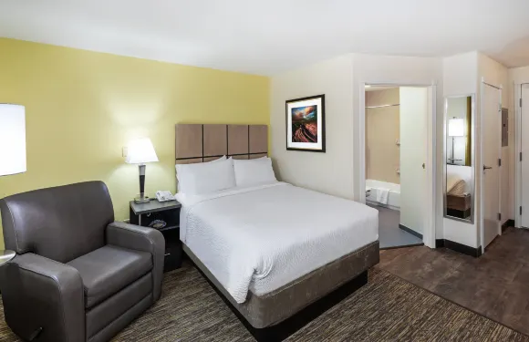 泰勒洲際Candlewood Suites套房酒店