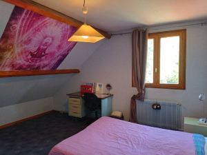 Room in BB - Lit 2 Personnes Avec Un Grand Bureau