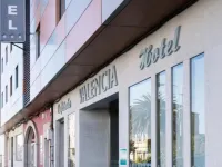 Hotel Valencia โรงแรมในเฟร์รอล