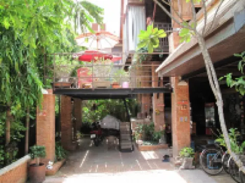 Tamarind Guesthouse Hotel dekat Wat Phra Mahathat