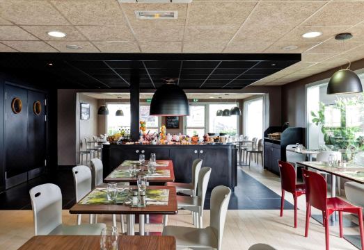 Campanile Creteil Bonneuil Sur Marne HotelOver view