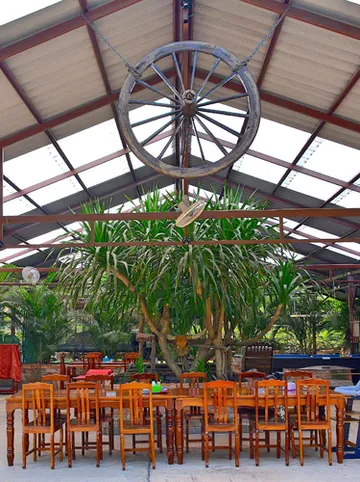 รูปภาพของอีสาน เปราซิม ปาร์ค